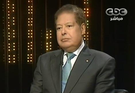 العالم المصري الشهير أحمد زويل يوضح موقفه تجاه 30 يونيو إذا ما كانت ثورة أم انقلاب