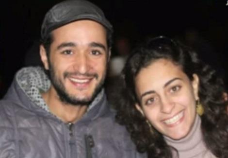 زوجة احمد دومة : زوجي مضرب عن الطعام من 19 يوما واطالب الرئيس بالتدخل