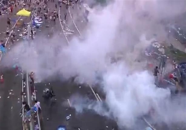 آلاف المتظاهرين يشلون حركة المرور بهونغ كونغ