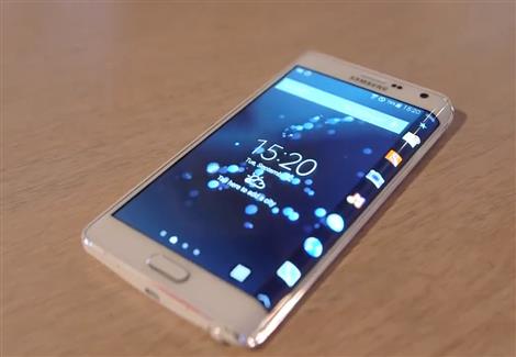 أول إطلالة للهاتف Samsung Galaxy Note Edge ذو الشاشة المنحنية