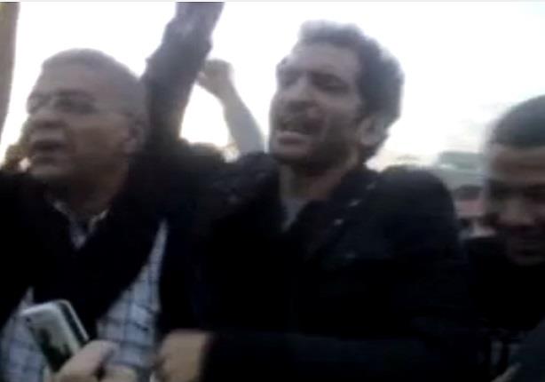  حوار عمرو واكد وجميلة اسماعيل يهتفون ضد مبارك