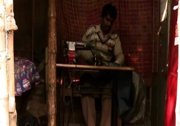 هندي يدخر المال لمدة 10 أعوام ليشتري أول ثلاجة في قريته