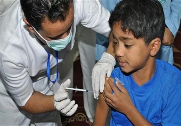الصحة: تطعيم طلاب المدارس ضد الالتهاب السحائي والدفتريا والتيتانيوس