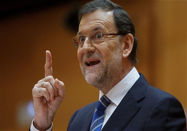 رئيس الوزراء الإسباني يضرب ابنه بـ"القفا على الهواء"