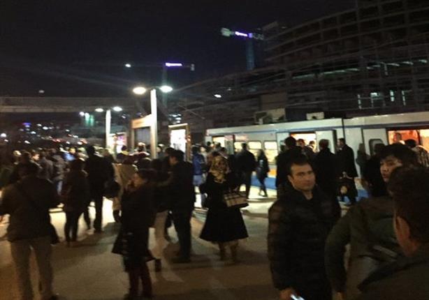 لحظة وقوع انفجار بالقرب من محطة المترو في اسطنبول 