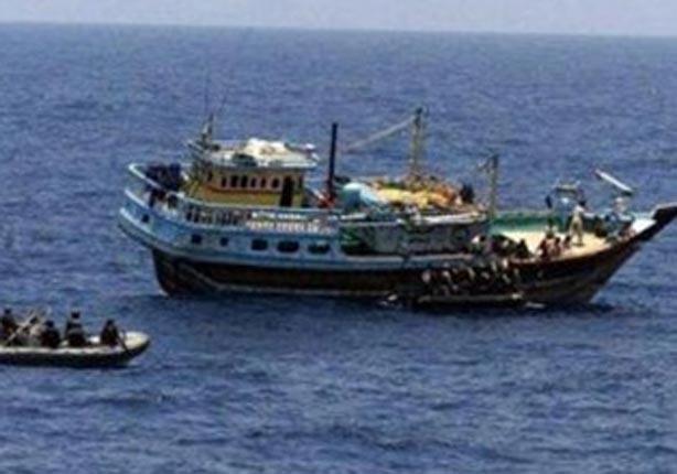 غرق مركب صيد مصري قرب السودان على متنه 22 صيادا