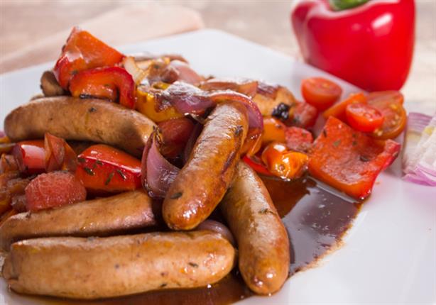 سجق بخل البلسمك والخضرا الحمراء