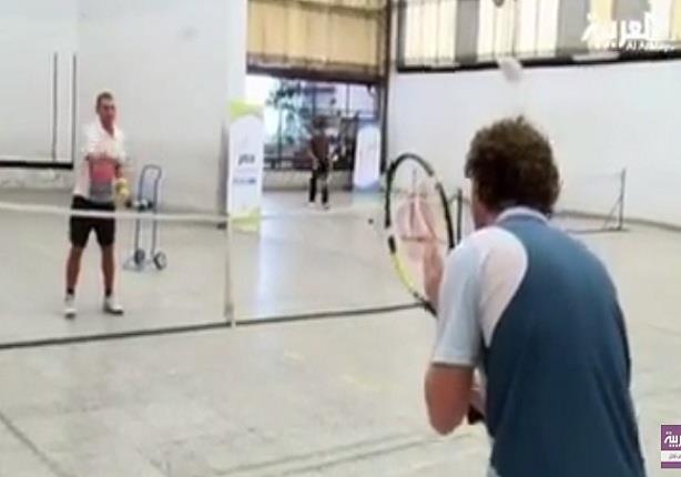 مدرسة في الأرجنتين تعلم الأطفال المكفوفين رياضة التنس