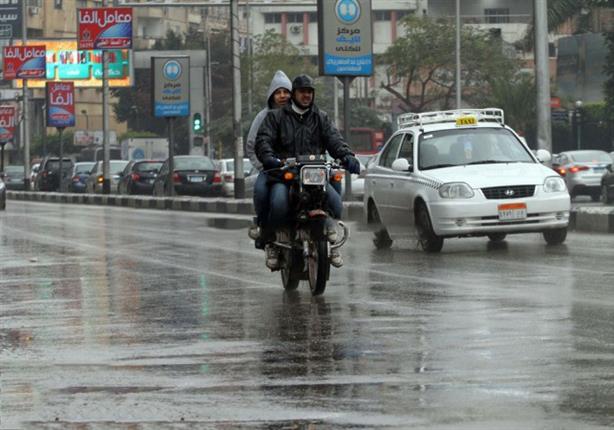 الأرصاد: انقلاب في طقس الغد.. وتحذيرات من ارتداء الملابس الصيفية 