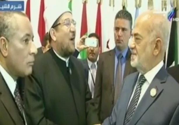 مشادة كلامية بين وزير الأوقاف المصري ووزير خارجية العراق