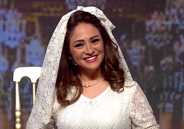  أول متسابقة بفستان الفرح "عروس مذيع العرب"