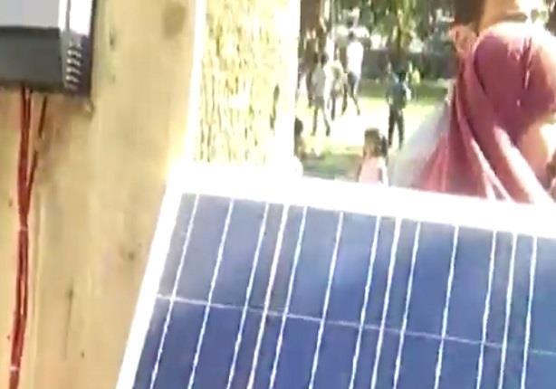 مع دخول الصيف.. مهندس يعرض حلول الكهرباء للمناطق النائية بالطاقة الشمسية