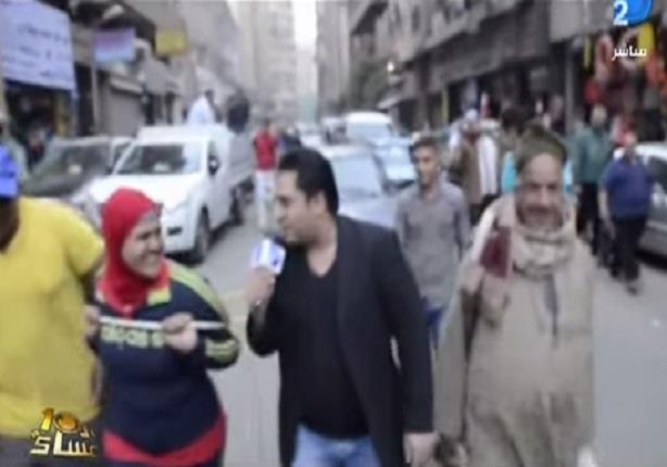 شاهد فتاة مصرية تجر سيارة