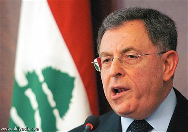 السنيورة: يجب تشكيل حكومة لبنانية جديدة مصغرة لتنفيذ القرارات الإصلاحية