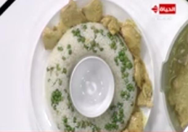  فراخ بالكاري والأناناس مقدمة مع الأرز بالبسلة - الشيف آيه حسني