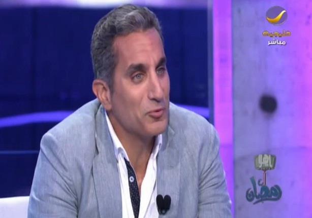 في أول لقاء لـ"باسم يوسف" علي شاشة عربية: فنان وحيد حضر عزاء أبي"