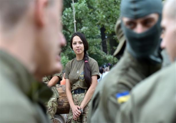 خبير في الشئون الأمريكية: أوكرانيا لديها كتيبة "آزوف" التي تضم عناصر إرهابية متشددة
