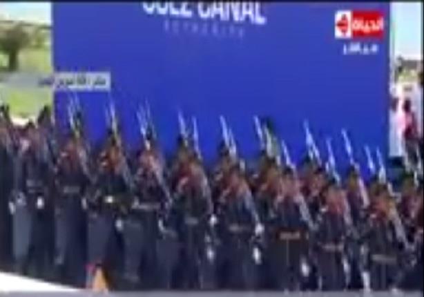 بالفيديو- عرض للموسيقى العسكرية أمام السيسي في حفل افتتاح قناة السويس الجديدة