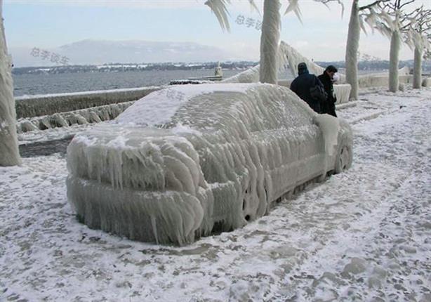 في أمريكا.. سيارة تتحول إلى مكعب من الجليد (فيديو)