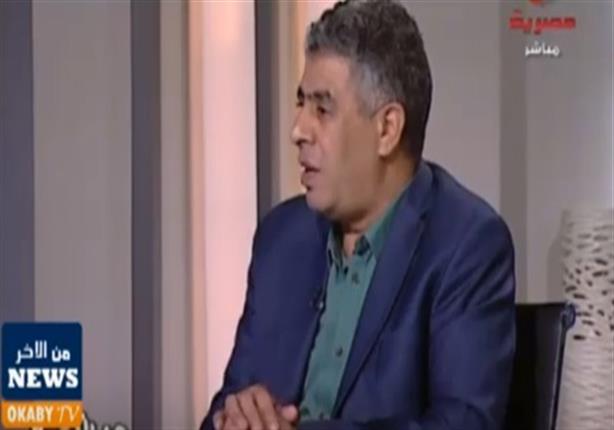 كاتب صحفي يطالب بالإفراج عن مهدي عاكف والخضيري