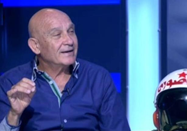أحد أبطال حرب أكتوبر يستعرض بطولاته ويسخر من وائل غنيم وأشرف عبدالباقي 