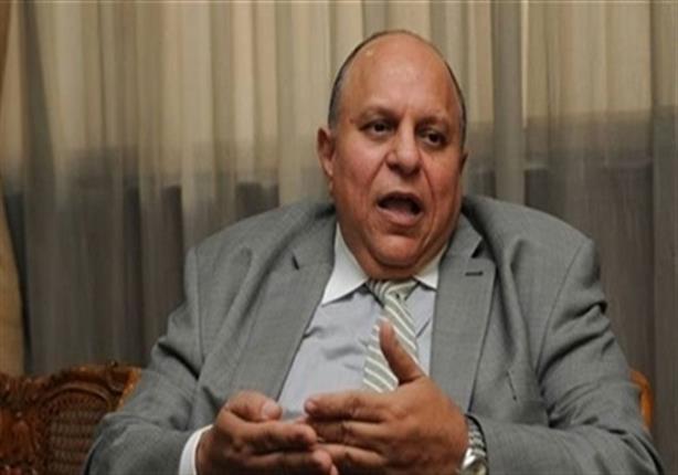 وزير التنمية الإدارية الأسبق: العمل من المنزل يقلل من الزحام المروري