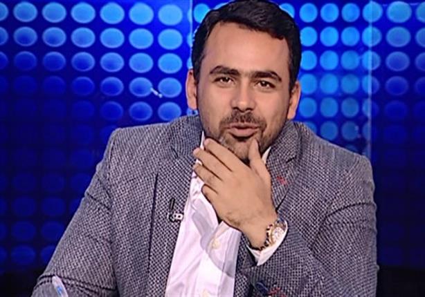 "ضرس" يوسف الحسيني يتسبب في موقف محرج له على الهواء - فيديو