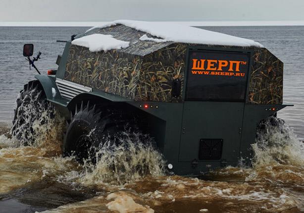 بالفيديو - لا حواجز تصمد امام "شيرب" السيارة البرمائية الروسية 