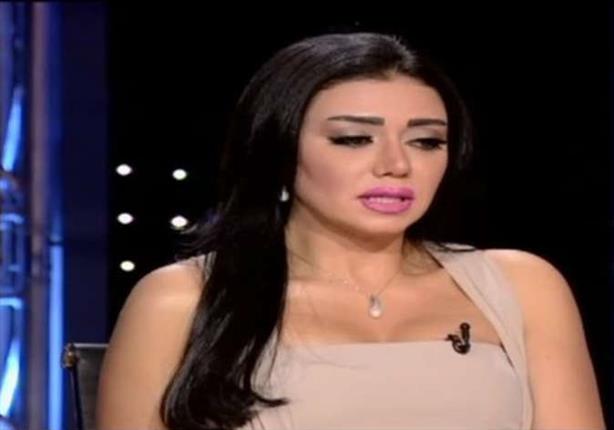 بالفيديو- رانيا يوسف: غادة عبدالرازق طعنتني في ضهري