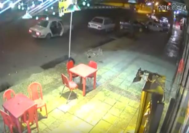 بالفيديو- كاميرا مراقبة ترصد أغرب حادث سرقة في مصر