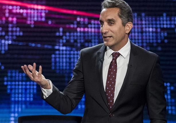 بالفيديو- باسم يوسف يضع "مذيعة سعودية" بموقف محرج