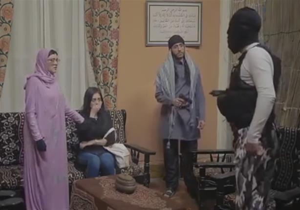 هبة مجدي تنهار من البكاء بعد اختطافها علي يد ميني داعش - فيديو