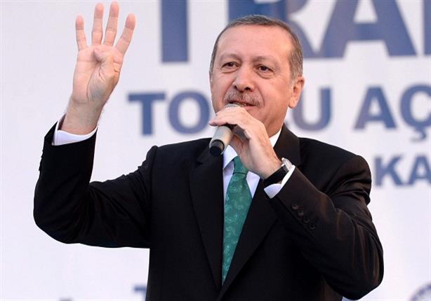 المسلماني يكشف عن سر "إشارة رابعة" التي يرفعها أردوغان