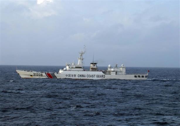 خفر السواحل الصينية يتخذ تدابير تنظيمية ضد توغل غير قانوني لسفينة فلبينية