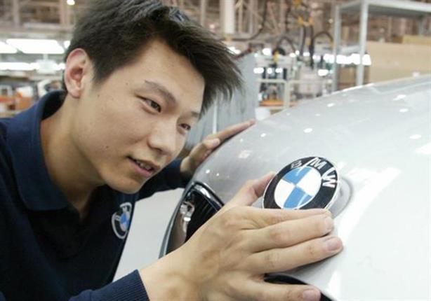 بالفيديو.. السيارات الألمانية في مواجهة الصينية باختبارات السلامة!