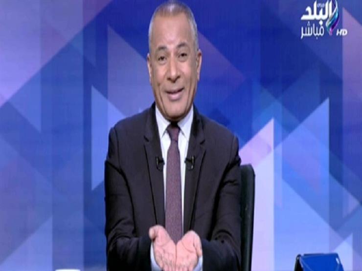 أحمد موسى: "ارمو جثث الإرهابيين للكلاب تنهش فيهم"-فيديو