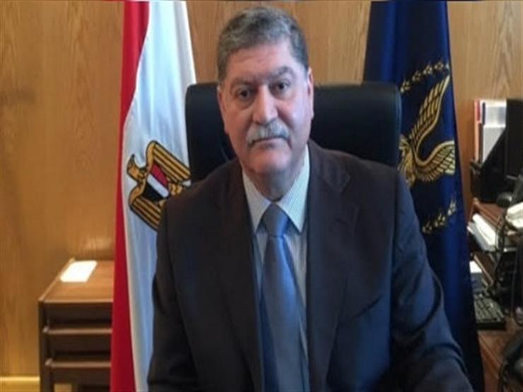 اللواء فهمي مجاهد.. من "المنافذ" إلى "الأمن الاقتصادي" اللواء فهمي مجاهد.. من "المنافذ" إلى "الأمن الاقتصادي"
