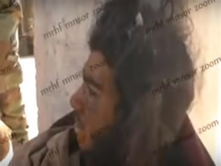 لحظة القبض على داعشى بـ "ريف حماة" –فيديو