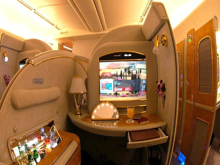 بالصور الدرجة الأولى الجديدة في خطوط الإمارات وسائل ترفيه مصراوى