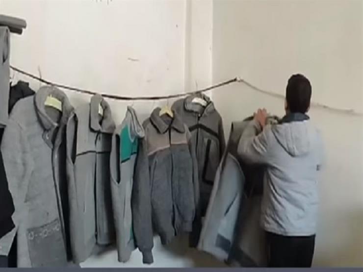 في سوريا فقط.. بطاطين المساعدات أصبحت ملابس 