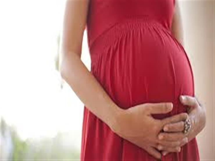 اختصاصي أمراض نساء: الفيلر والبوتوكس من الممنوعات أثناء الحمل