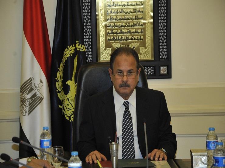 وزير الداخلية يقرر تجديد الثقة في مدير أمن العاصمة نظرًا لكفاءته وزير الداخلية يقرر تجديد الثقة في مدير أمن العاصمة نظرًا لكفاءته