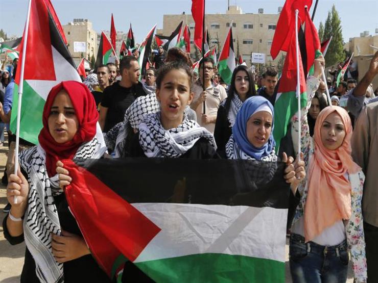 مظاهرة نسائية في فلسطين اعتراضًا على قرار ترامب- فيديو