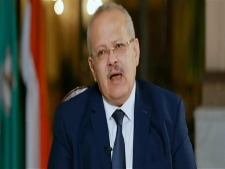 رئيس جامعة القاهرة يكشف سبب فصل عمرو حمزاوي -فيديو