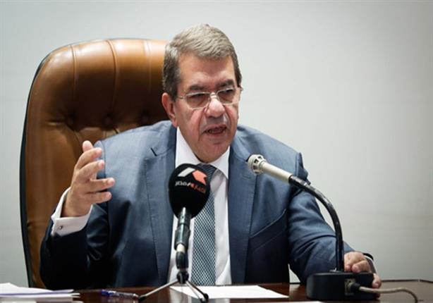 الجارحي لكوادر المالية: خفض عجز الموازنة ليس سهلًا ويتحقق بالعمل الجماعي الجارحي لكوادر المالية: خفض عجز الموازنة ليس سهلًا ويتحقق بالعمل الجماعي