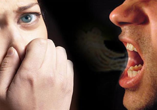 10 طرق بسيطة للتخلص من رائحة الفم الكريهة (صور)
