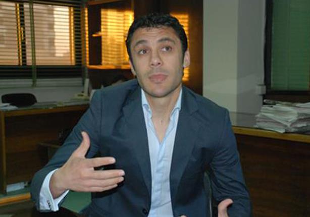 أحمد حسن يقلد عصام الحضري: "أنا ماليش دعوة بالبطيخ" 