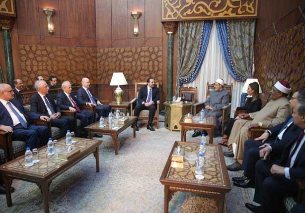 الطيب للحريري: الأزهر مستعد لإنشاء مركز يحافظ على التعددية في لبنان -(فيديو وصور) الطيب للحريري: الأزهر مستعد لإنشاء مركز يحافظ على التعددية في لبنان -(فيديو وصور)