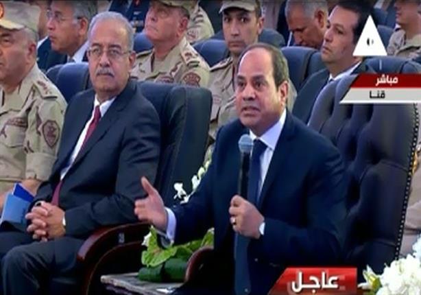 فيديو..السيسي منفعلاً: "وضع اليد على أراضي الدولة غير مقبول..هي مش طابونة " 