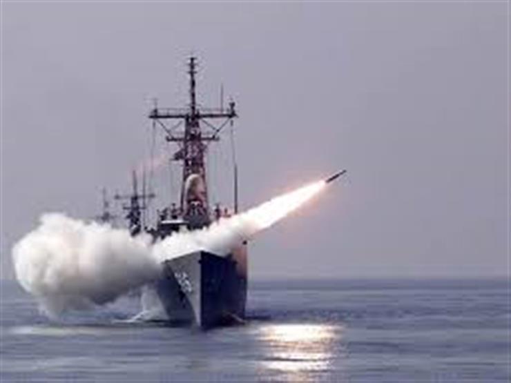 مسؤولون أمريكيون: إيران تحرك قاذفات صواريخ وتجري تدريبات عسكرية منذ نهاية الأسبوع